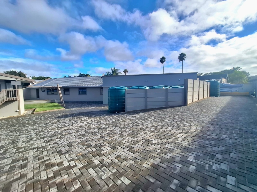 6 Bedroom Property for Sale in Dorchester Heights Eastern Cape